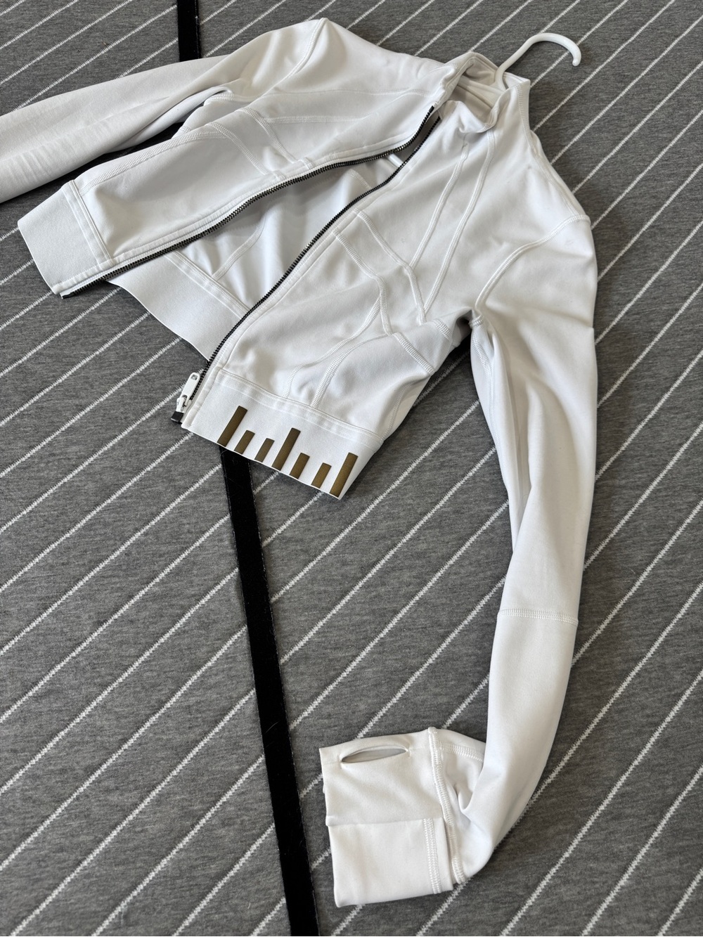 lululemon athletica White Cropped Zip Athletic Jacket - Picture 3 of 5